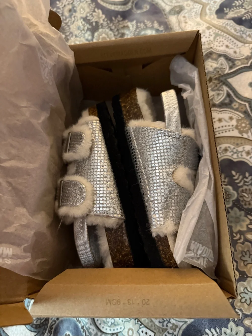 Steve Madden Girl Sandals Size 8 new in box